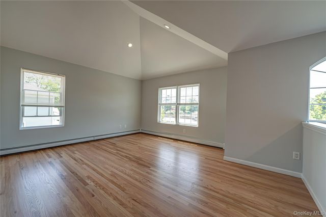 2163 Sunrise Highway, Islip, NY 11751