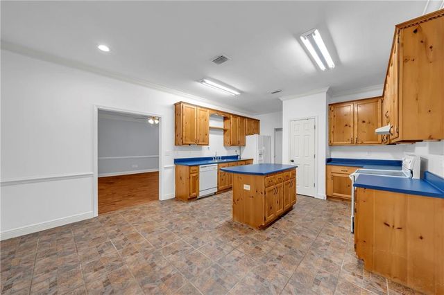 14960 Howells Ferry Road, Wilmer, AL 36587