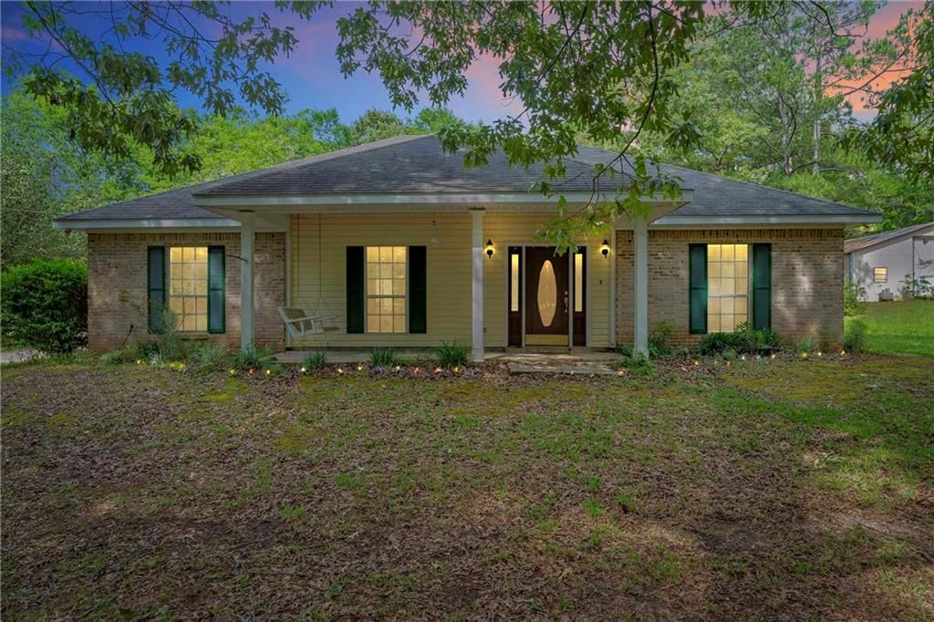 14960 Howells Ferry Road, Wilmer, AL 36587
