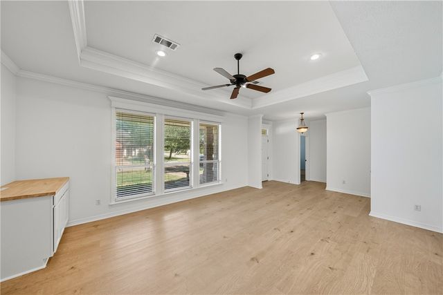 8426 Alison Avenue NW, College Station, TX 77845