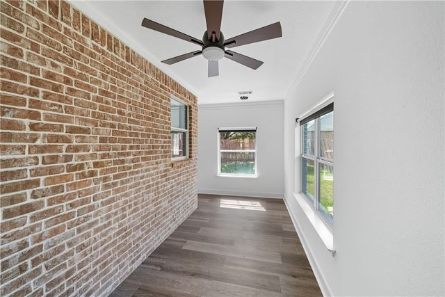 8426 Alison Avenue NW, College Station, TX 77845