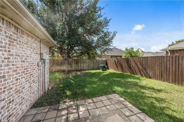 8426 Alison Avenue NW, College Station, TX 77845