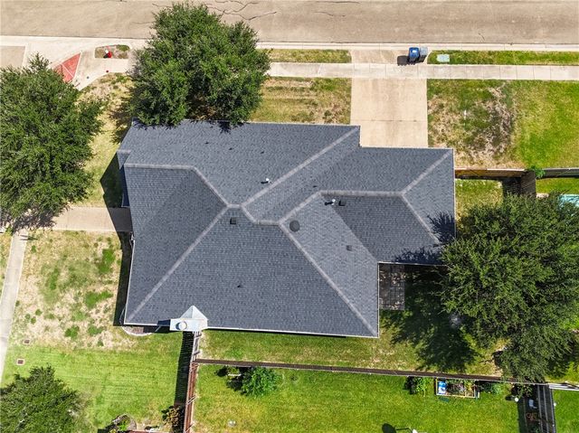 8426 Alison Avenue NW, College Station, TX 77845