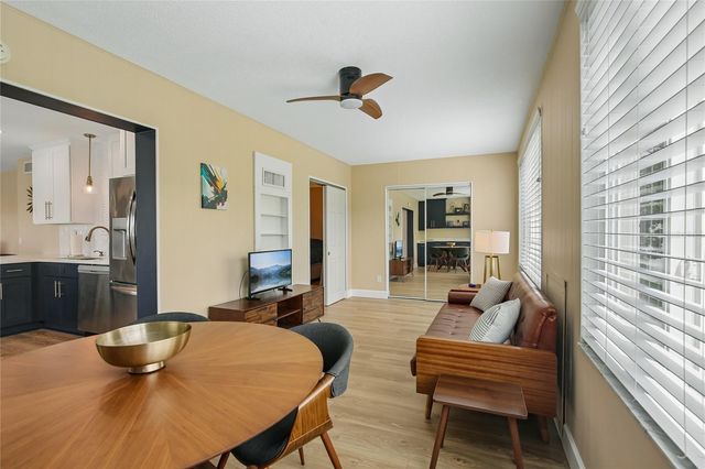 2380 WORLD PARKWAY BOULEVARD 40, Clearwater, FL 33763