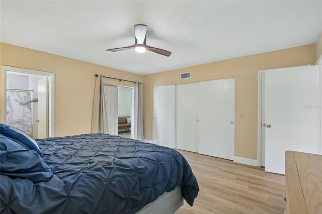 2380 WORLD PARKWAY BOULEVARD 40, Clearwater, FL 33763