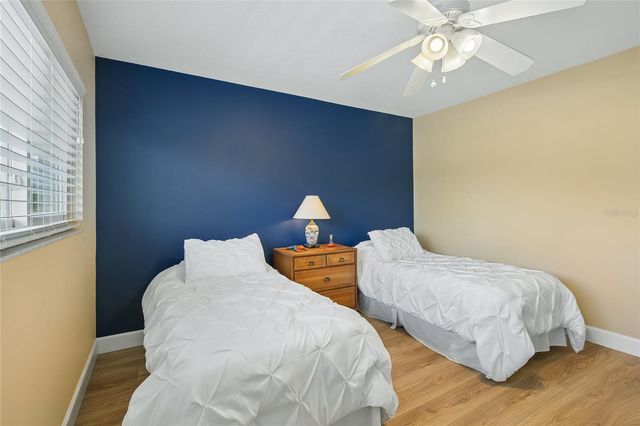 2380 WORLD PARKWAY BOULEVARD 40, Clearwater, FL 33763