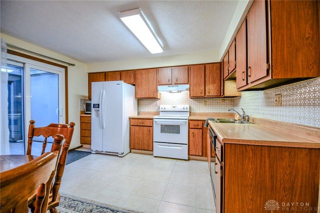 8745 Washington Colony Drive, Washington Twp, OH 45458