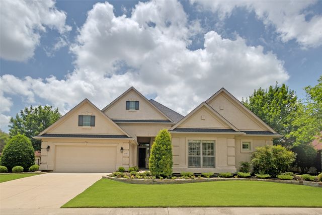 11305 Brandon Drive, Denton, TX 76207