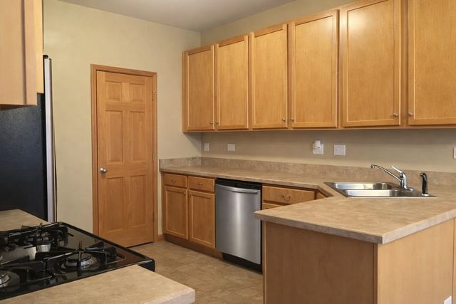 1447 MILLBROOK Drive, Algonquin, IL 60102