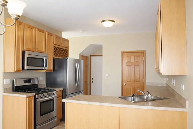 1447 MILLBROOK Drive, Algonquin, IL 60102