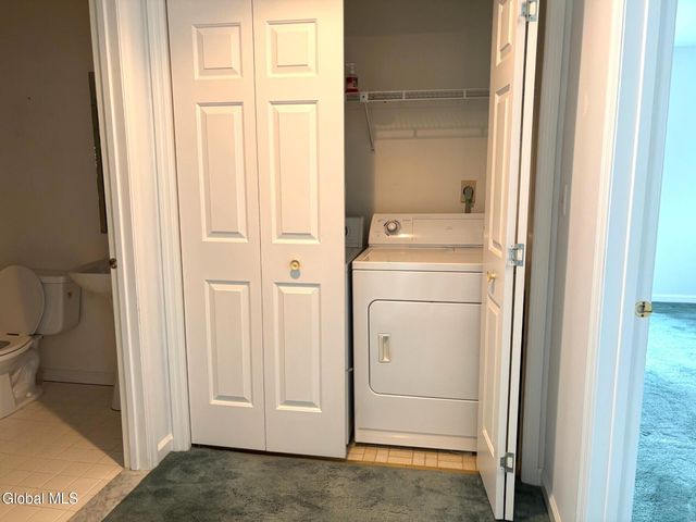 16 Pepper Lane, Greenfield, NY 12866