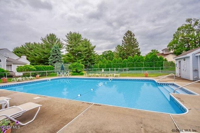 16 Pepper Lane, Greenfield, NY 12866
