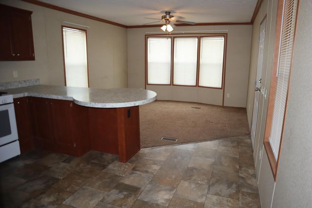 9616 Washington New Marti Road SE, Washington Court House, OH 43160