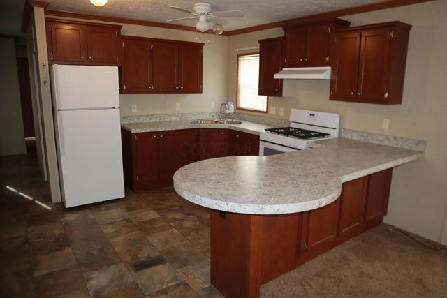 9616 Washington New Marti Road SE, Washington Court House, OH 43160