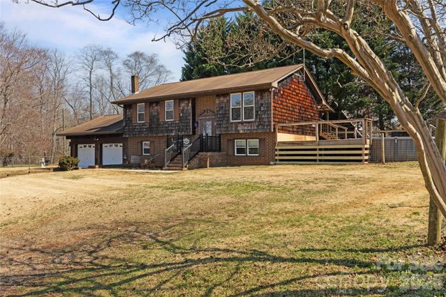 335 Yachtsman Drive, Salisbury, NC 28146