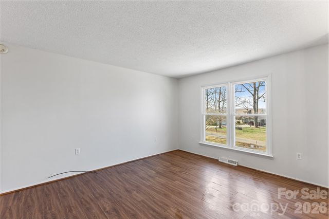 335 Yachtsman Drive, Salisbury, NC 28146