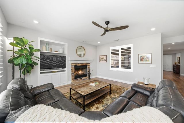 8004 Damico Dr, El Dorado Hills, CA 95762