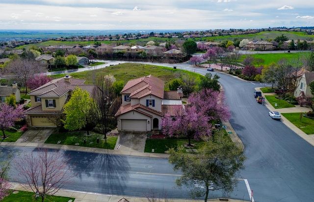 8004 Damico Dr, El Dorado Hills, CA 95762