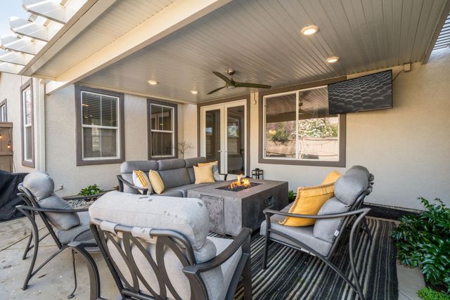 8004 Damico Dr, El Dorado Hills, CA 95762