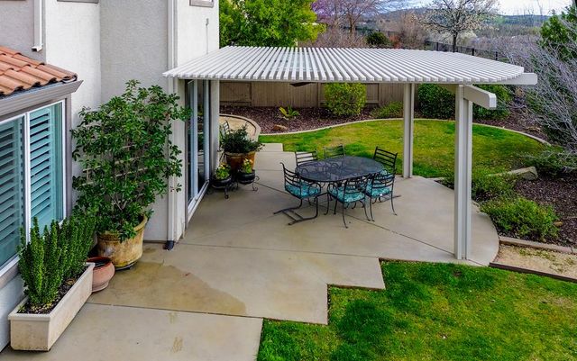 8004 Damico Dr, El Dorado Hills, CA 95762