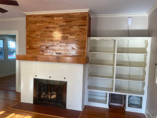 165 Gage Ave. Avenue, Elkhart, IN 46516