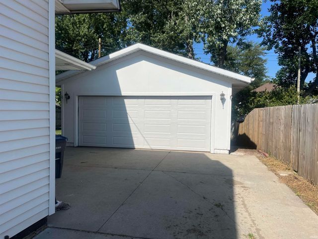 165 Gage Ave. Avenue, Elkhart, IN 46516