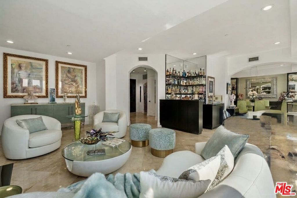 137 S Spalding Drive 401, Beverly Hills, CA 90212 — photo 5