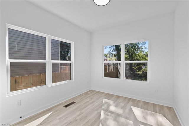 2590 Waverly Way, Norfolk, VA 23504