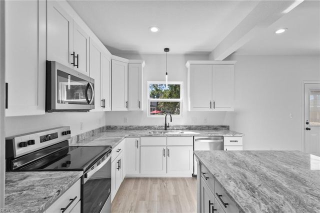 2590 Waverly Way, Norfolk, VA 23504