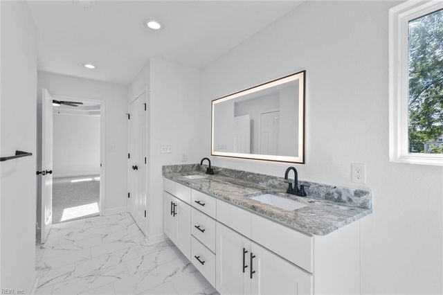 2590 Waverly Way, Norfolk, VA 23504