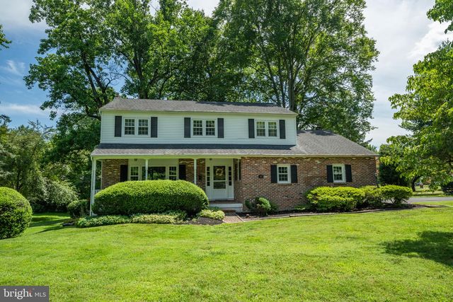 22 BEECHWOOD LN, Yardley, PA 19067