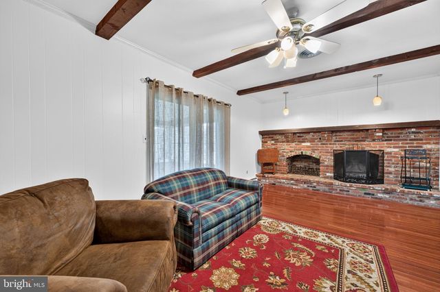 22 BEECHWOOD LN, Yardley, PA 19067