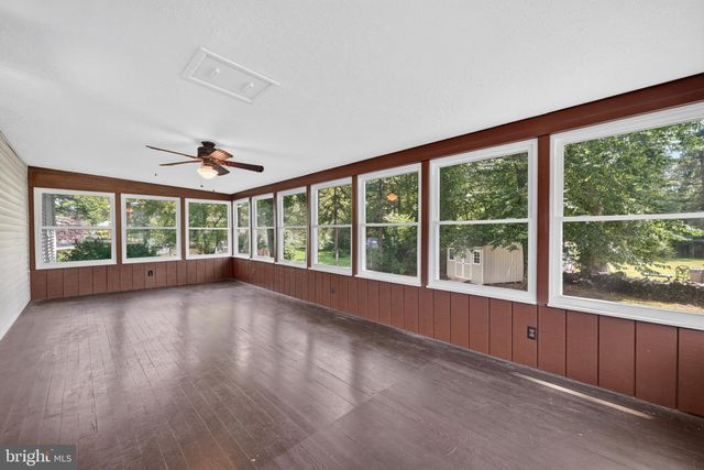 22 BEECHWOOD LN, Yardley, PA 19067