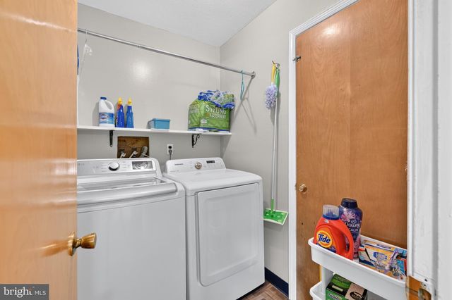 22 BEECHWOOD LN, Yardley, PA 19067