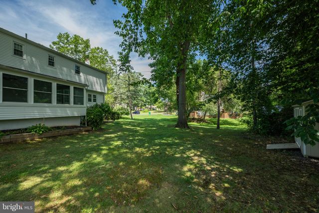 22 BEECHWOOD LN, Yardley, PA 19067