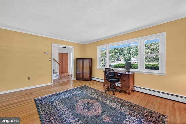 22 BEECHWOOD LN, Yardley, PA 19067