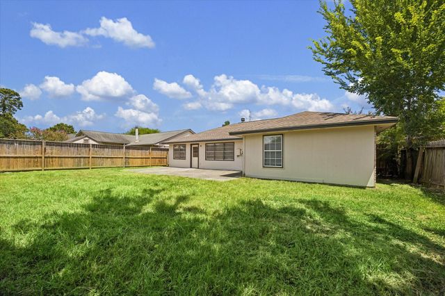 8326 Swan Meadow Lane, Humble, TX 77338