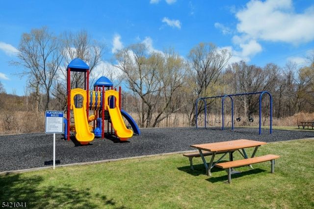 191 Kemper Ct, Independence Twp., NJ 07840