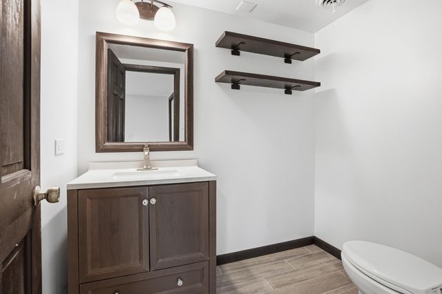 2224 Robinhood Boulevard, Schererville, IN 46375