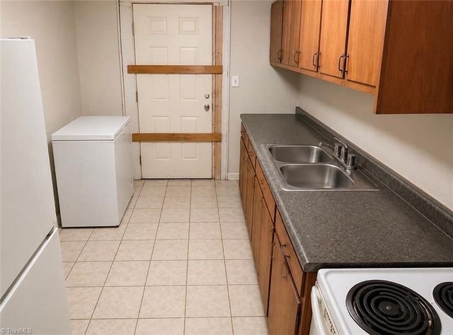 803 Mobile Street, High Point, NC 27260
