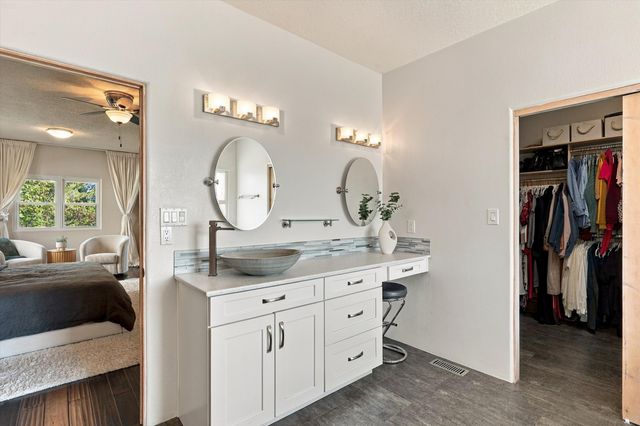 12705 Sandia Ridge Place NE, Albuquerque, NM 87111
