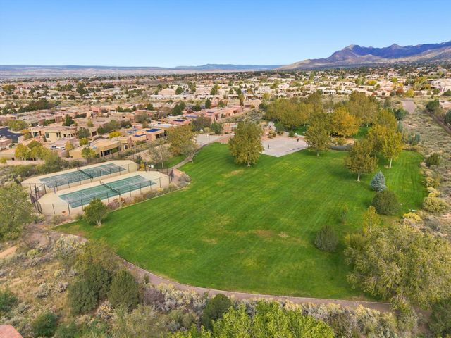 12705 Sandia Ridge Place NE, Albuquerque, NM 87111