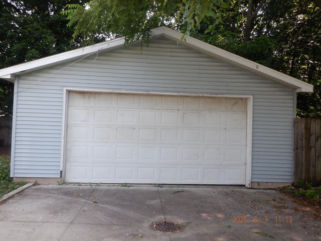 107 N Lakeview Avenue, Sturgis City, MI 49091