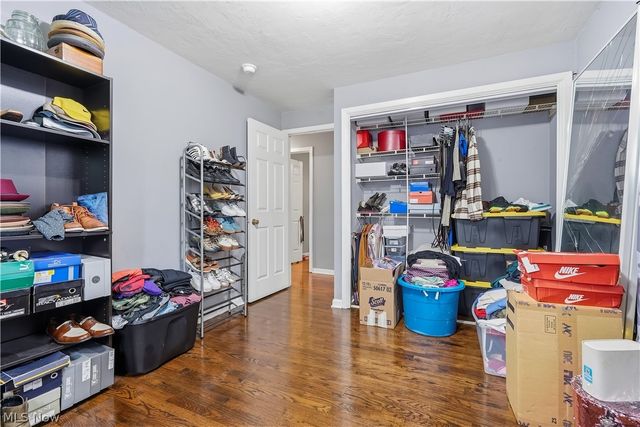 10717 Penfield Avenue, Garfield Heights, OH 44125