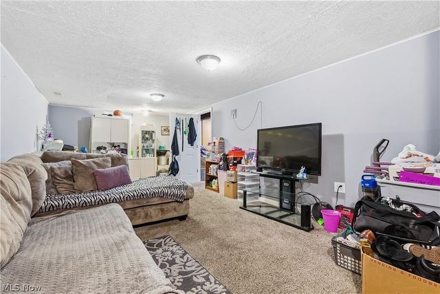 10717 Penfield Avenue, Garfield Heights, OH 44125