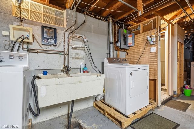 10717 Penfield Avenue, Garfield Heights, OH 44125