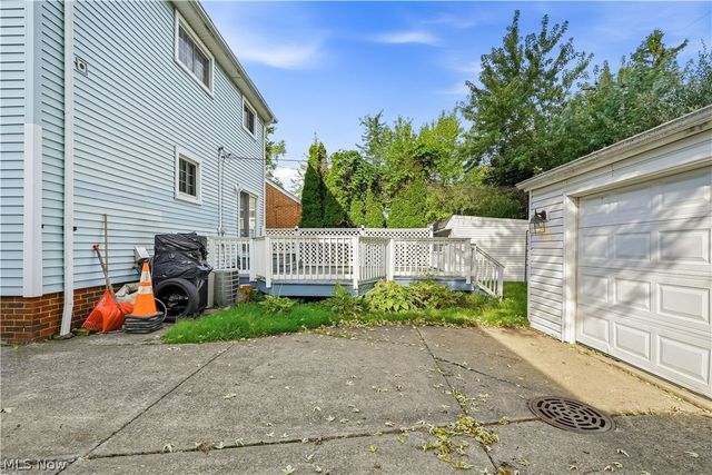 10717 Penfield Avenue, Garfield Heights, OH 44125