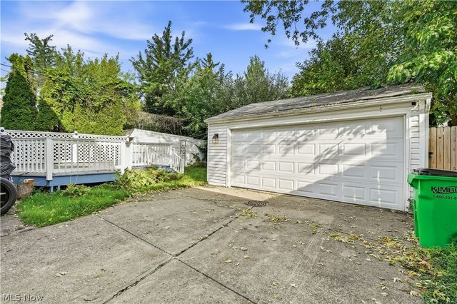 10717 Penfield Avenue, Garfield Heights, OH 44125