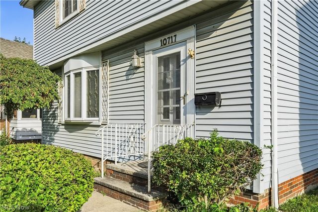 10717 Penfield Avenue, Garfield Heights, OH 44125