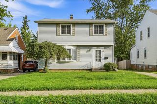 10717 Penfield Avenue, Garfield Heights, OH 44125